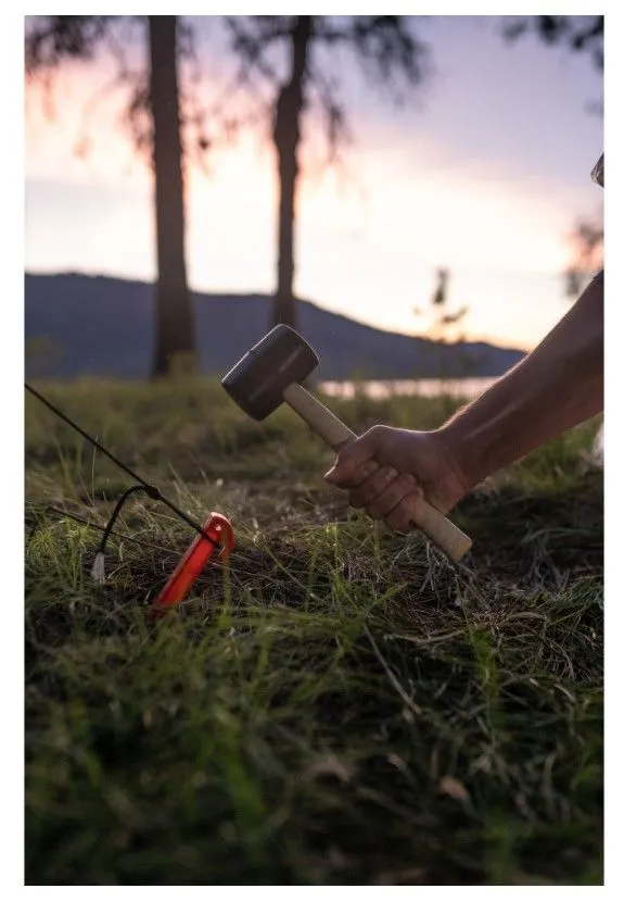 PLASTIC TENT STAKES - 9 IN - 5
